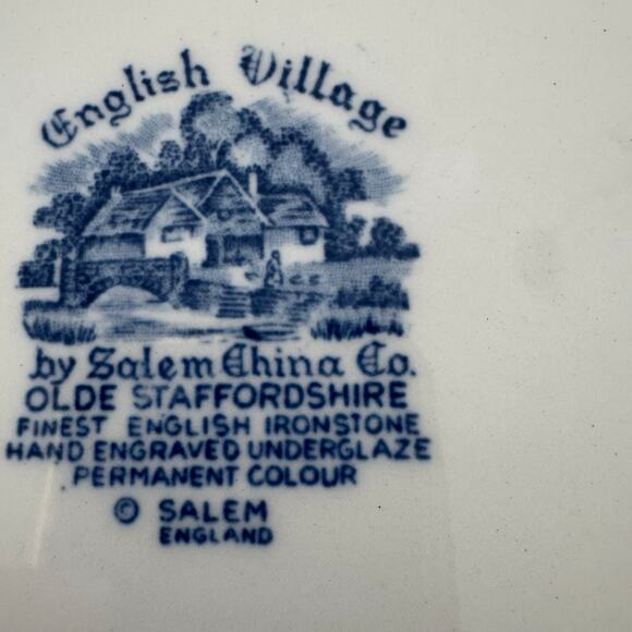 English Village Olde Staffordshire Blue Transferware Oval Serving Platter 10x12" - Picture 2 of 12